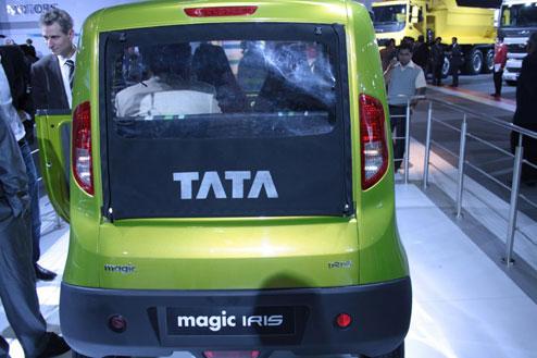 Tata Magic Iris trunk